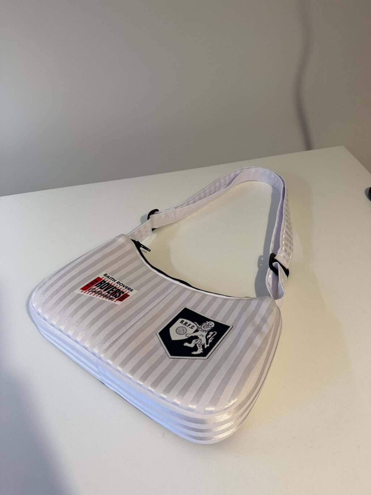 Shoulder/Cross body bag - Image 2